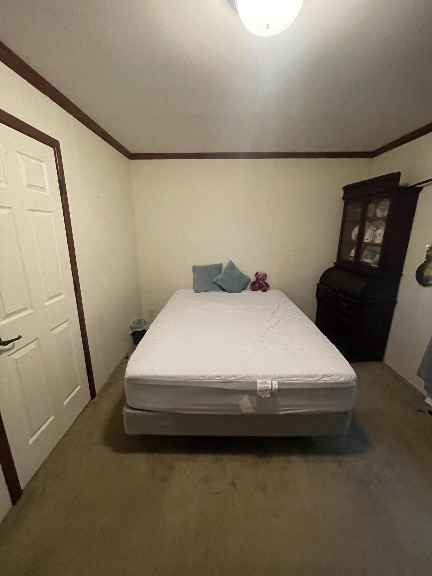 8 Sheldon Place Lewiston ME 04240