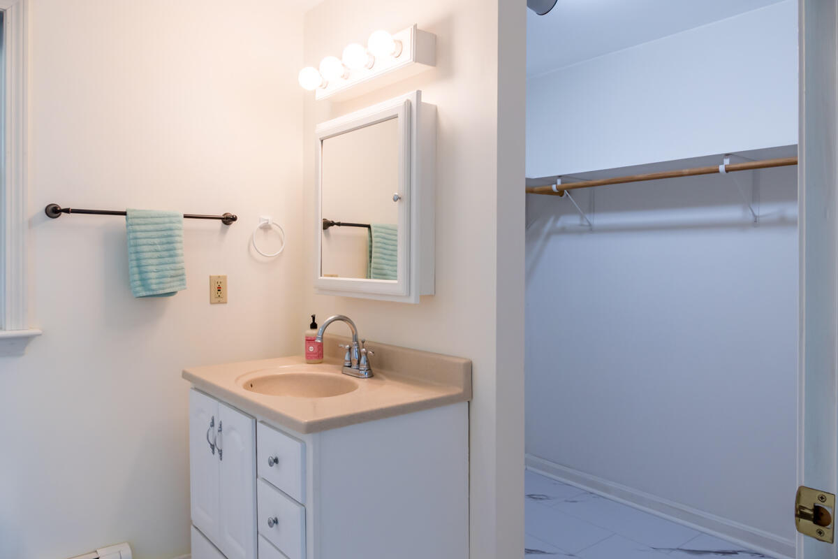 7 Fayview Lane North Yarmouth ME 04097