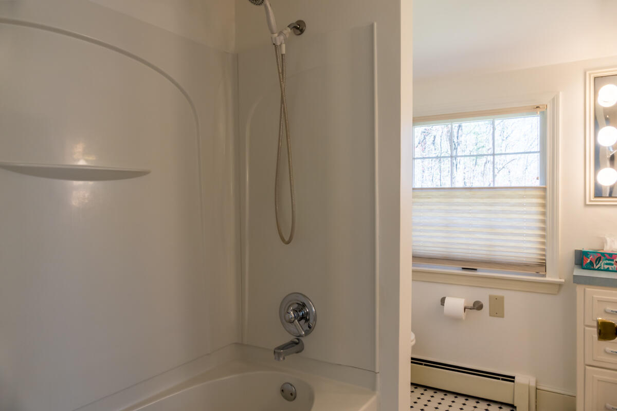 7 Fayview Lane North Yarmouth ME 04097