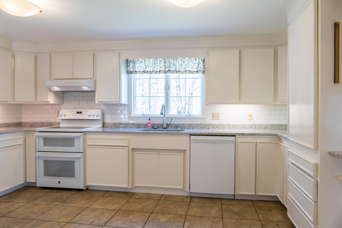 7 Fayview Lane North Yarmouth ME 04097