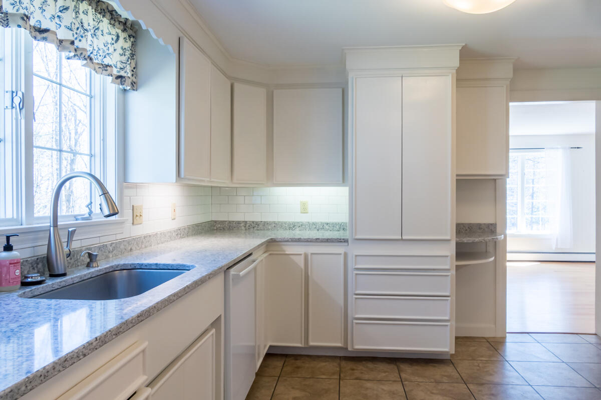 7 Fayview Lane North Yarmouth ME 04097