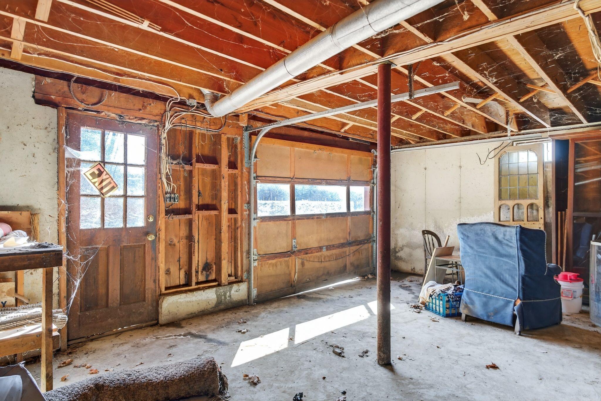 127 Gardiner Road Wiscasset ME 04578