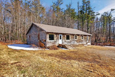 127 Gardiner Road Wiscasset ME 04578