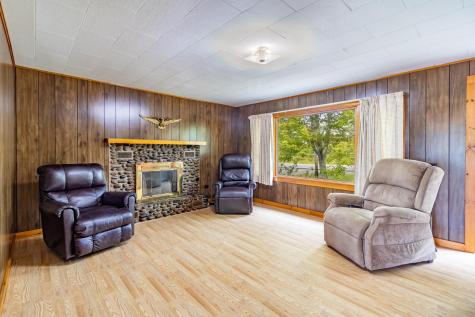 26 Main Street Franklin ME 04634