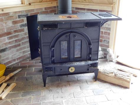 38 S Shore Road Lake View Plt ME 04463