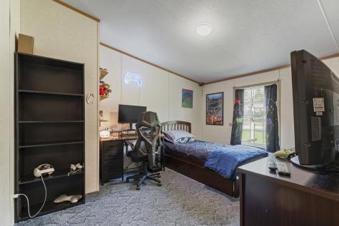 16 Ryan Lane Skowhegan ME 04976
