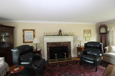 11 Tozier Street Belfast ME 04915