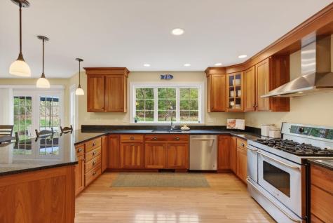 40 Primrose Lane Freeport ME 04032