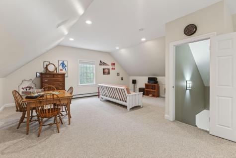 40 Primrose Lane Freeport ME 04032