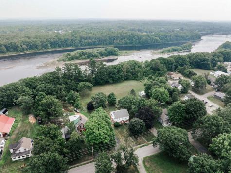 23 Penobscot Avenue Howland ME 04448