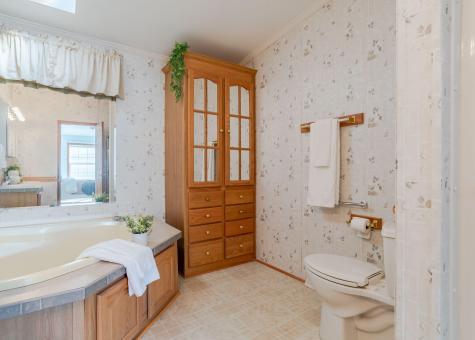 2 Carriage Way Alfred ME 04002