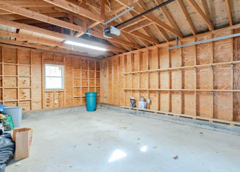 2 Carriage Way Alfred ME 04002