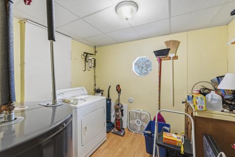 32 Parlin Road York ME 03909