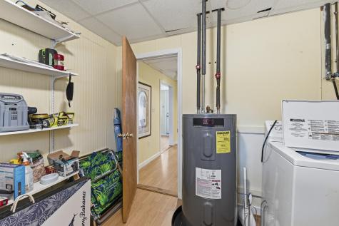 32 Parlin Road York ME 03909