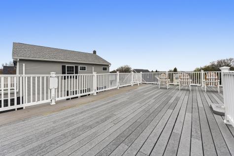 32 Parlin Road York ME 03909