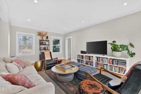 93 Foreside Road Falmouth ME 04105