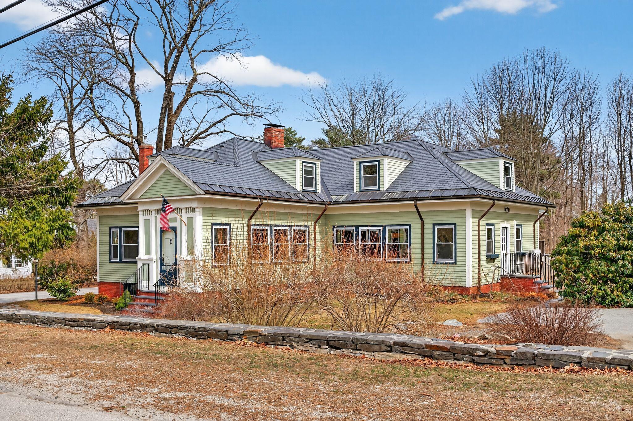 93 Foreside Road Falmouth ME 04105