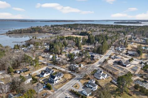 93 Foreside Road Falmouth ME 04105
