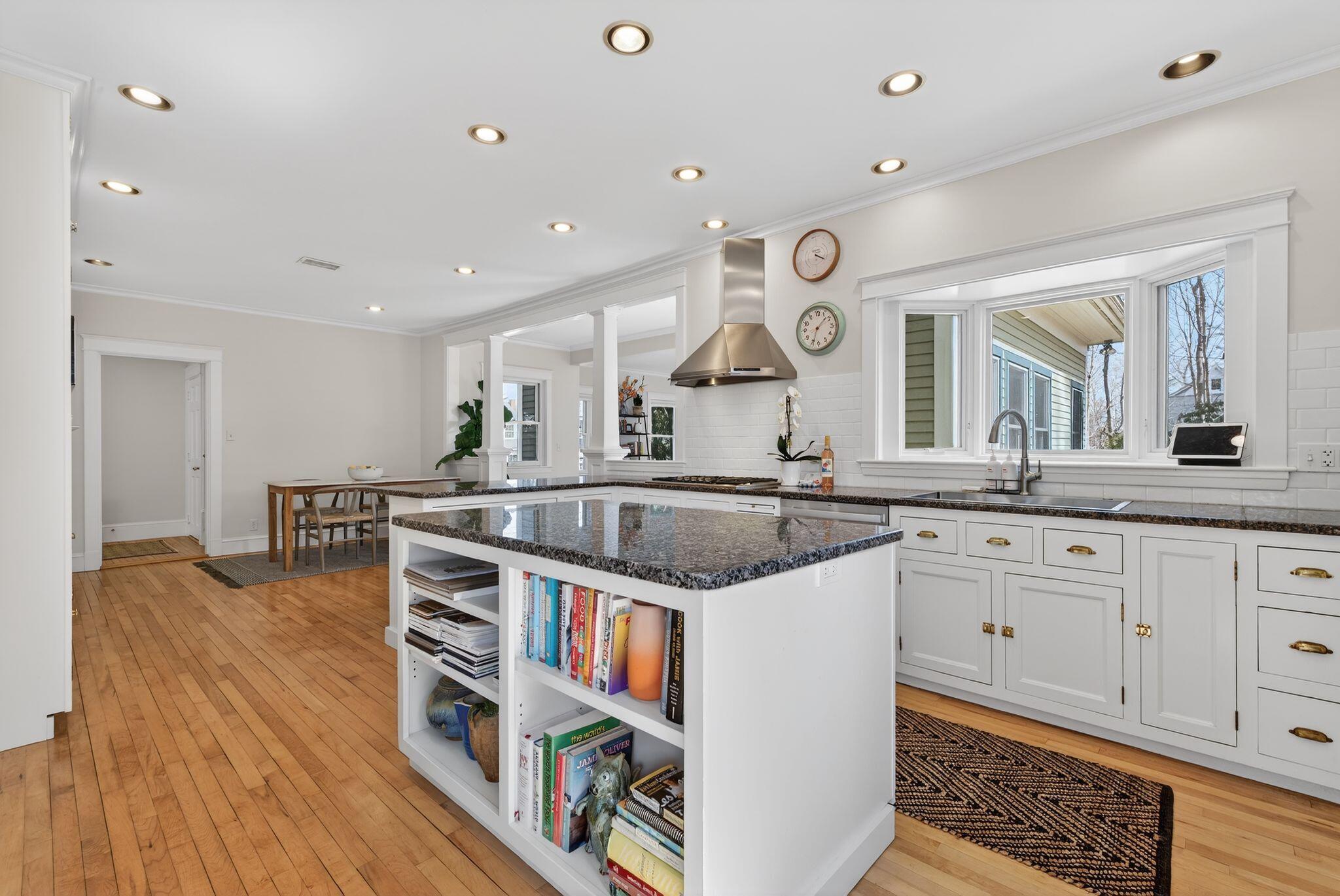 93 Foreside Road Falmouth ME 04105