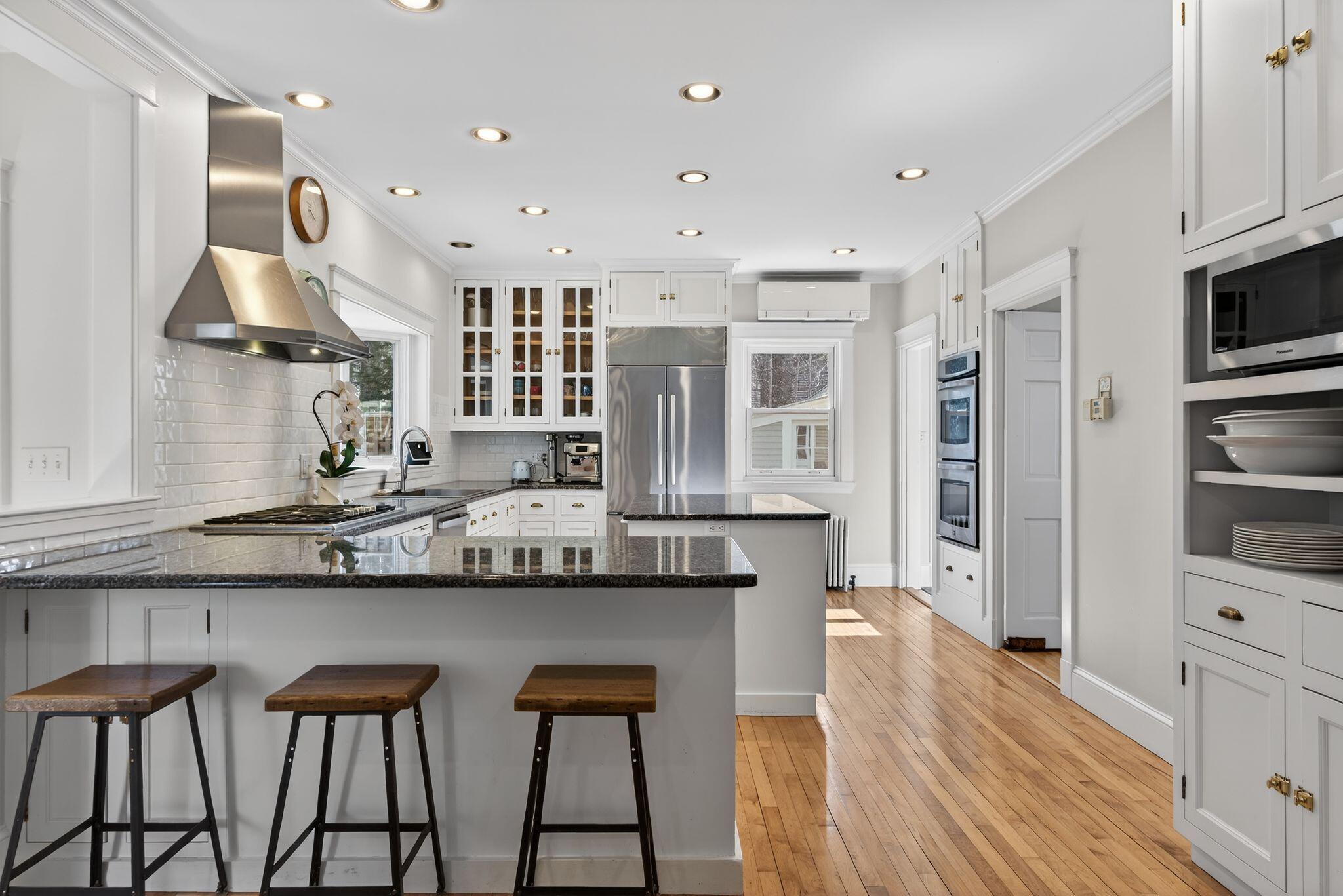 93 Foreside Road Falmouth ME 04105