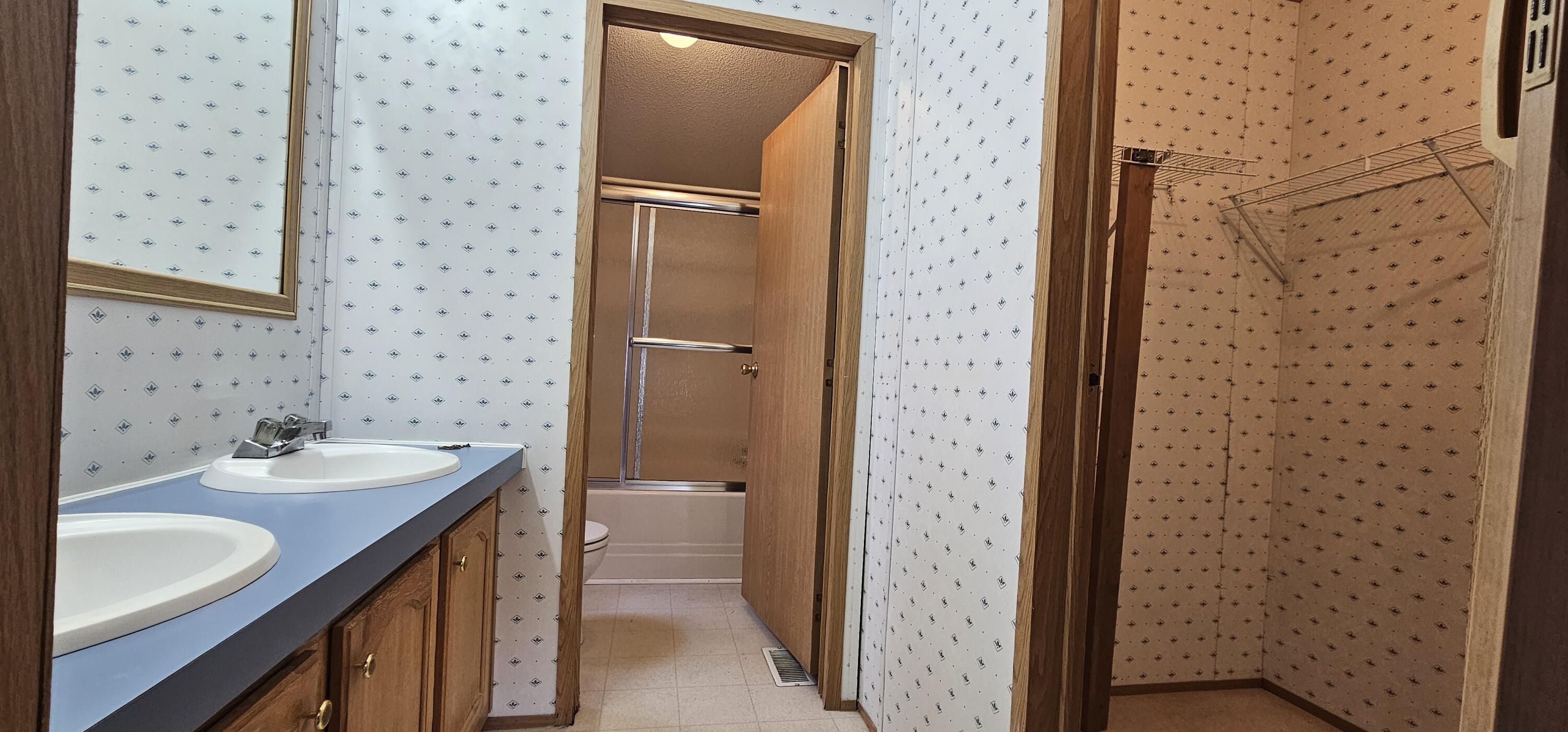 18 Central Avenue Waterville ME 04901