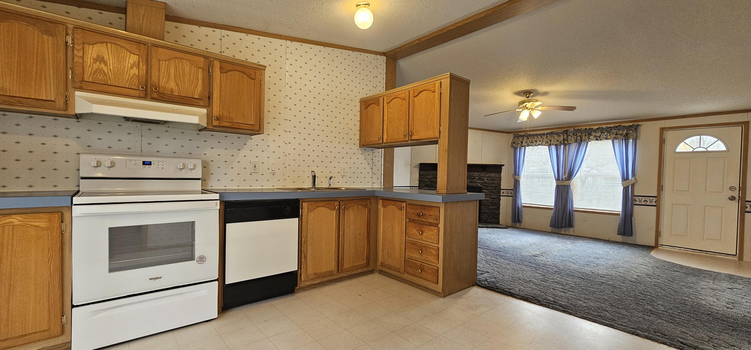 18 Central Avenue Waterville ME 04901