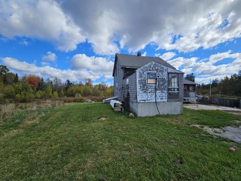 137 Sacarap Road Columbia ME 04623