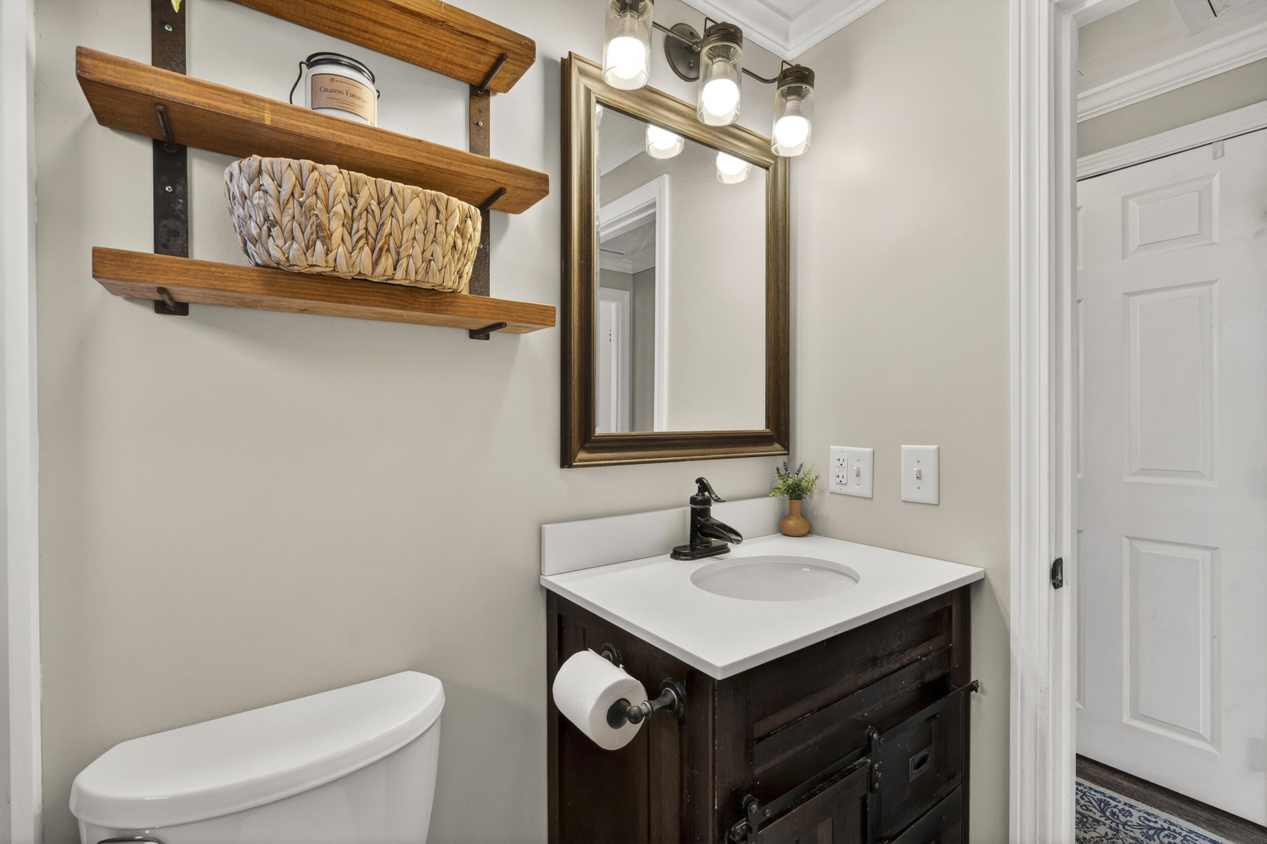 69 Summer Street Yarmouth ME 04096