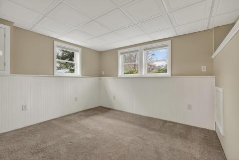 69 Summer Street Yarmouth ME 04096