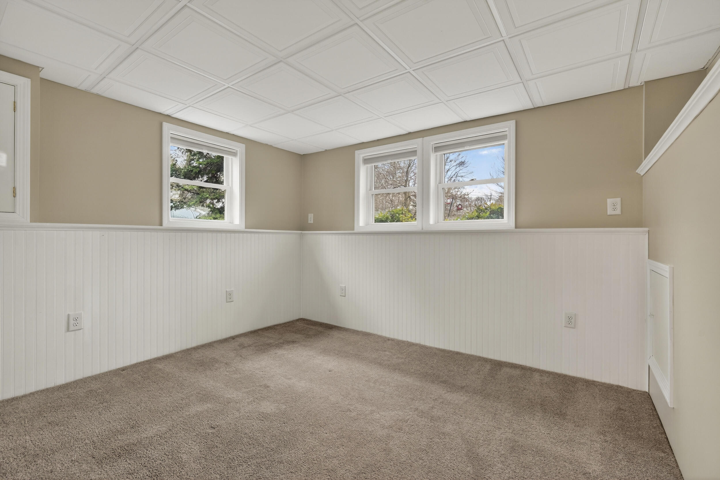 69 Summer Street Yarmouth ME 04096