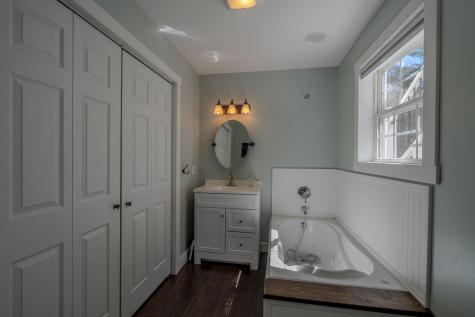 13 Benjamins Way Bangor ME 04401