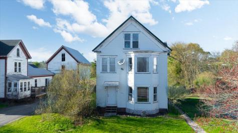 84 Main Street Dixfield ME 04224