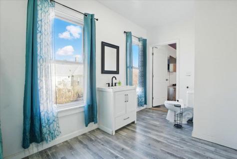 84 Main Street Dixfield ME 04224