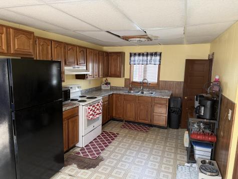 12 Edgemont Avenue Waterville ME 04901