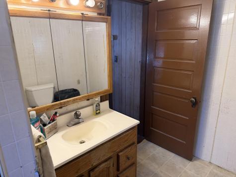 12 Edgemont Avenue Waterville ME 04901