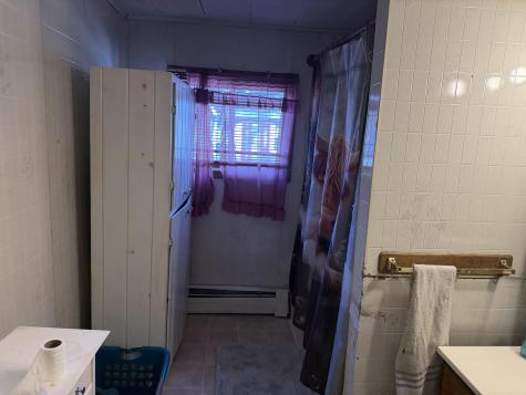 12 Edgemont Avenue Waterville ME 04901