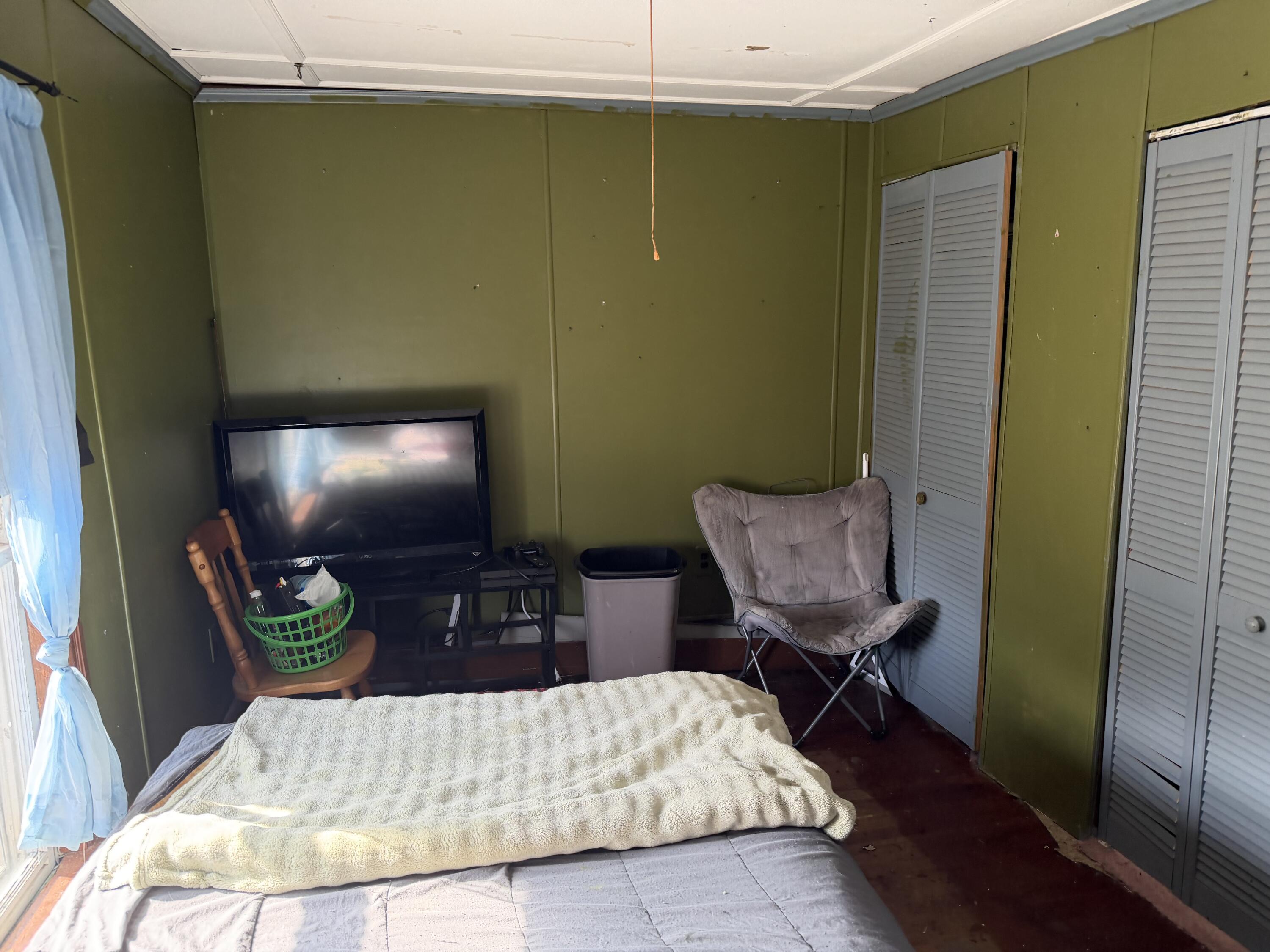 12 Edgemont Avenue Waterville ME 04901