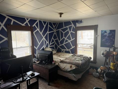 12 Edgemont Avenue Waterville ME 04901