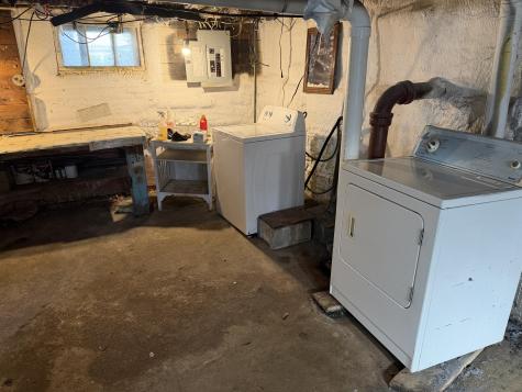 12 Edgemont Avenue Waterville ME 04901