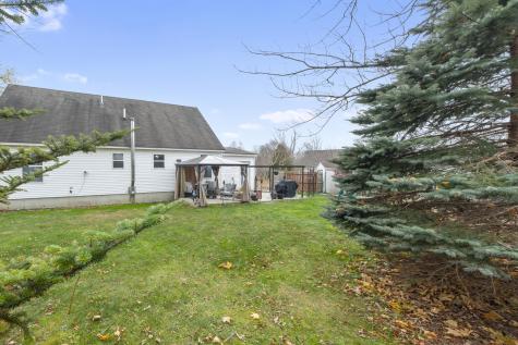 15 Nevelson Street Rockland ME 04841