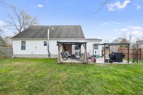 15 Nevelson Street Rockland ME 04841