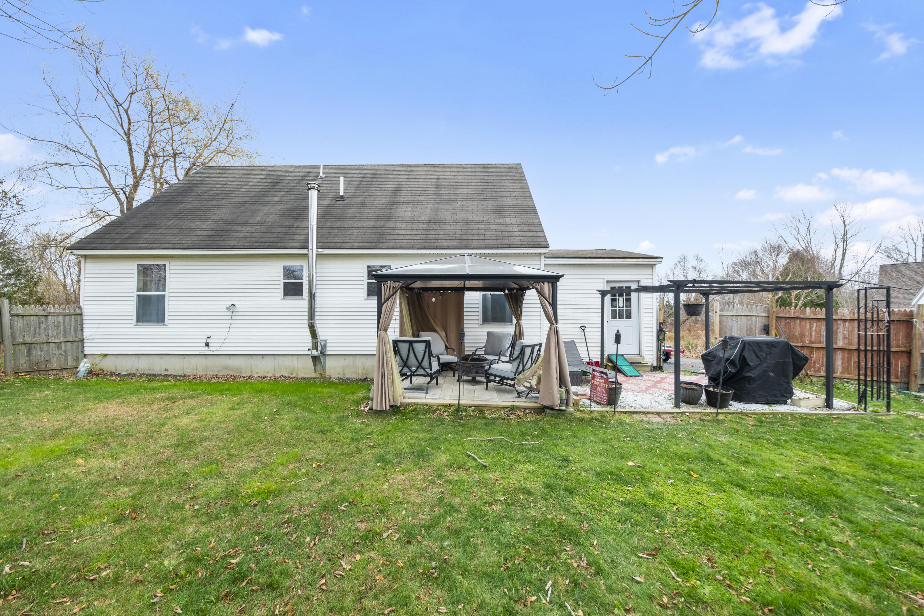15 Nevelson Street Rockland ME 04841