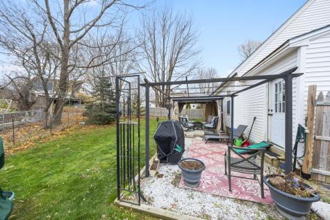 15 Nevelson Street Rockland ME 04841