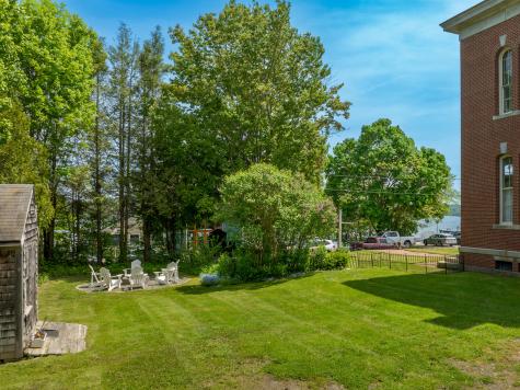 7 Middle Street Wiscasset ME 04578