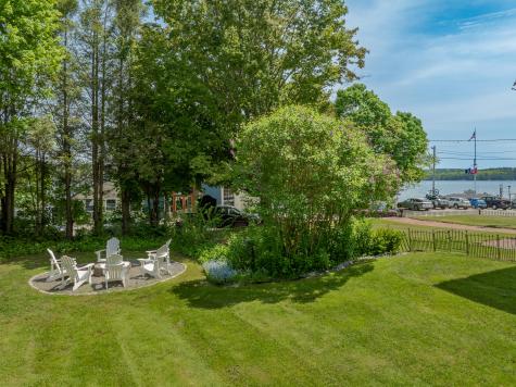 7 Middle Street Wiscasset ME 04578