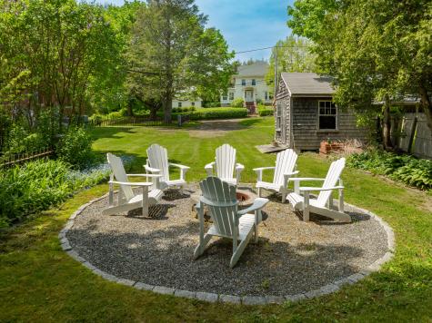 7 Middle Street Wiscasset ME 04578