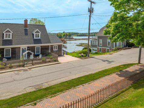 7 Middle Street Wiscasset ME 04578