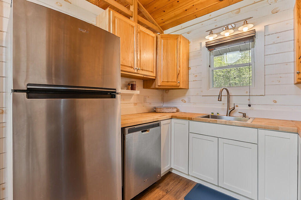 326 Woodmans Mill Road Searsmont ME 04973