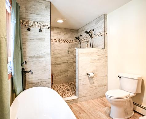 8 Acorn Lane Lewiston ME 04240