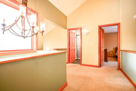 8 Acorn Lane Lewiston ME 04240